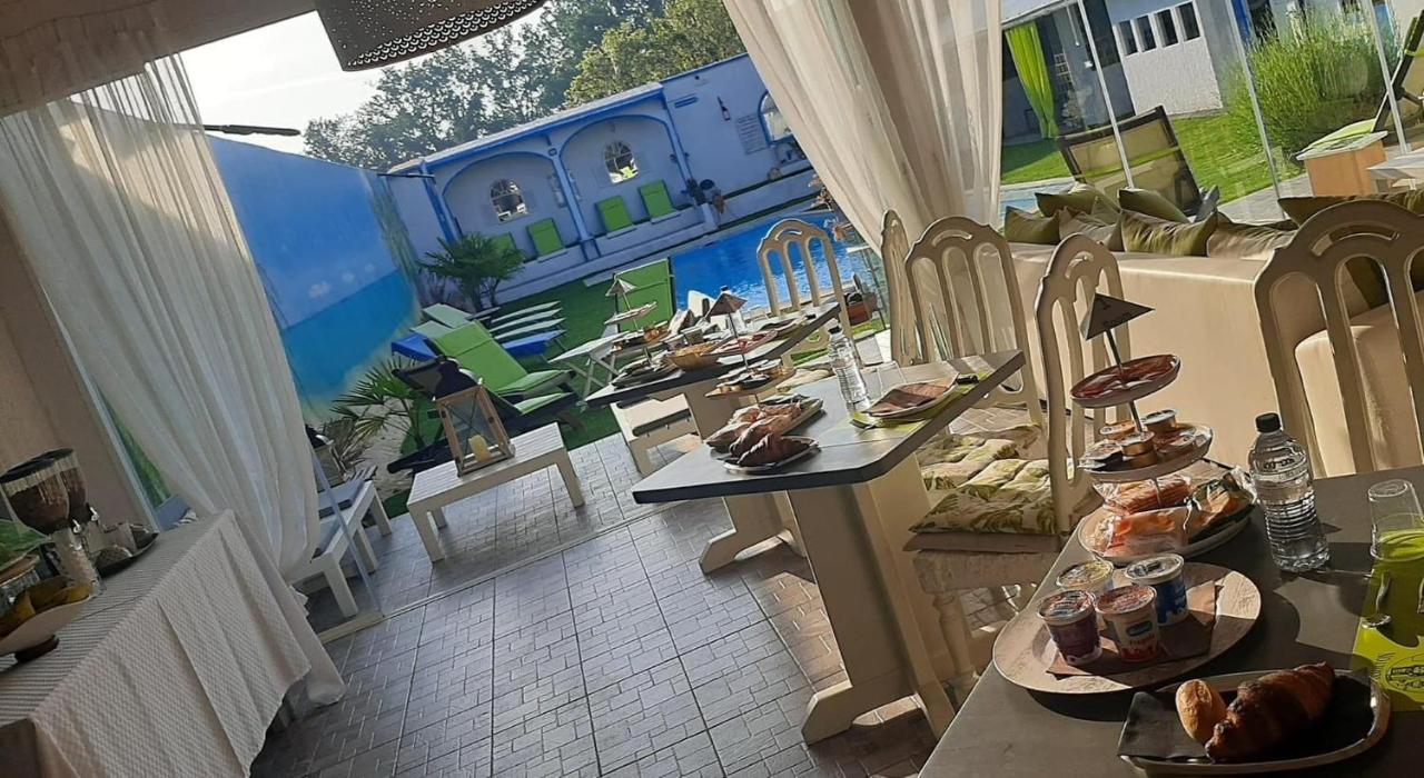 Bed and Breakfast Lady Hamilton Feletto Exterior foto